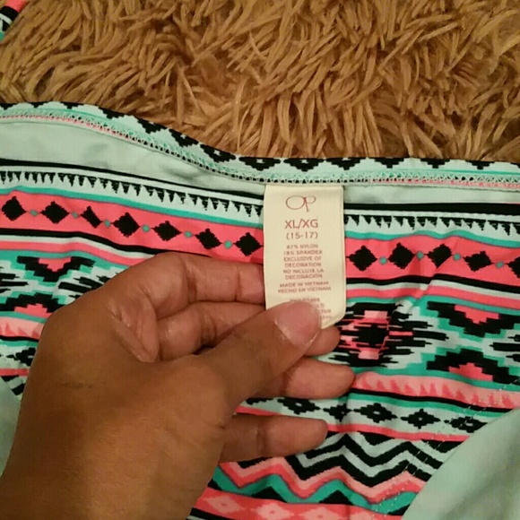 Bikini bundle - Picture 2 of 5